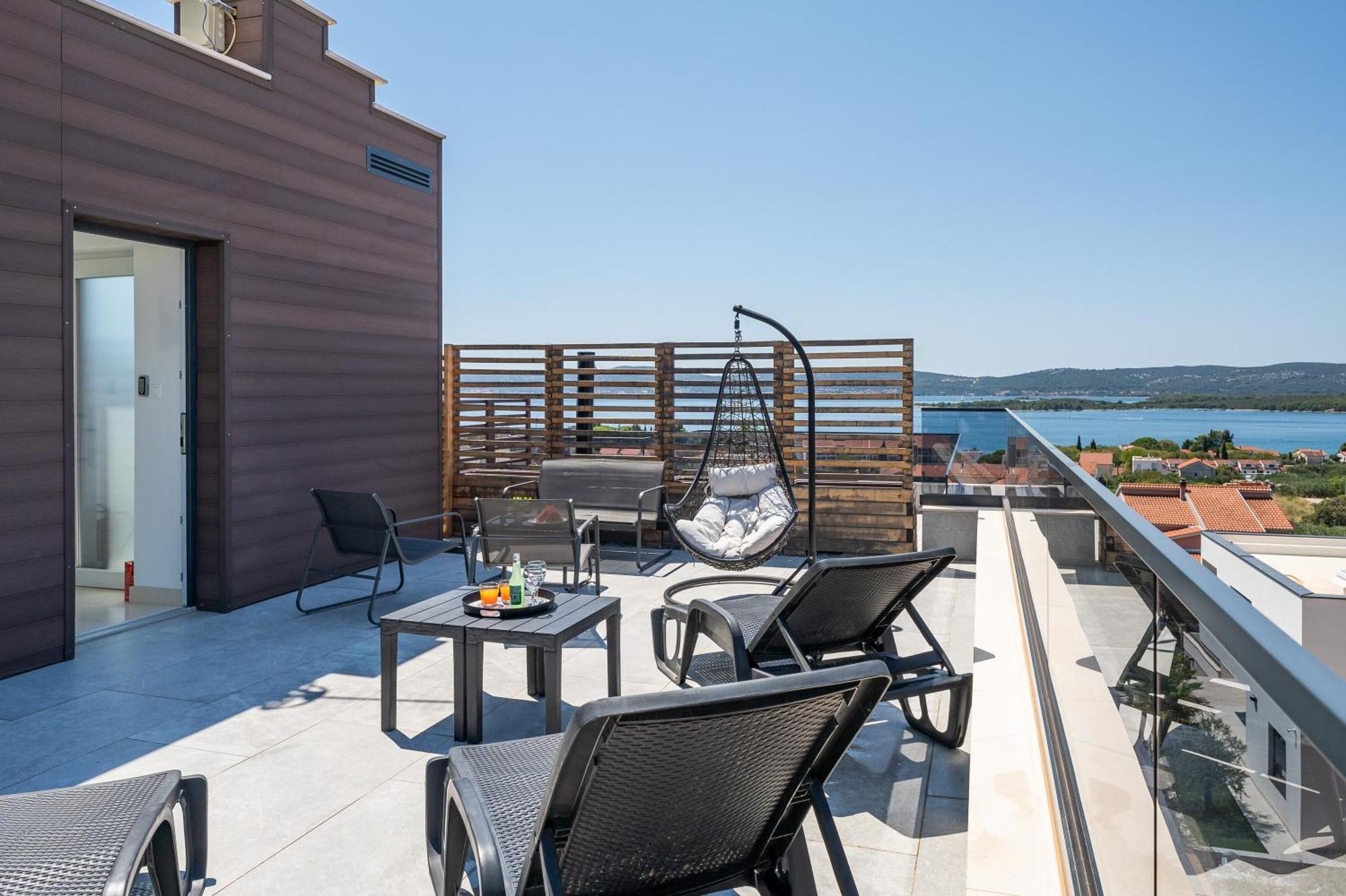 סבטי פיליפ אי ג'קוב Sea Bay View Apartment - Appartement Avec Piscine Et Magnifique Vue Sur Mer מראה חיצוני תמונה